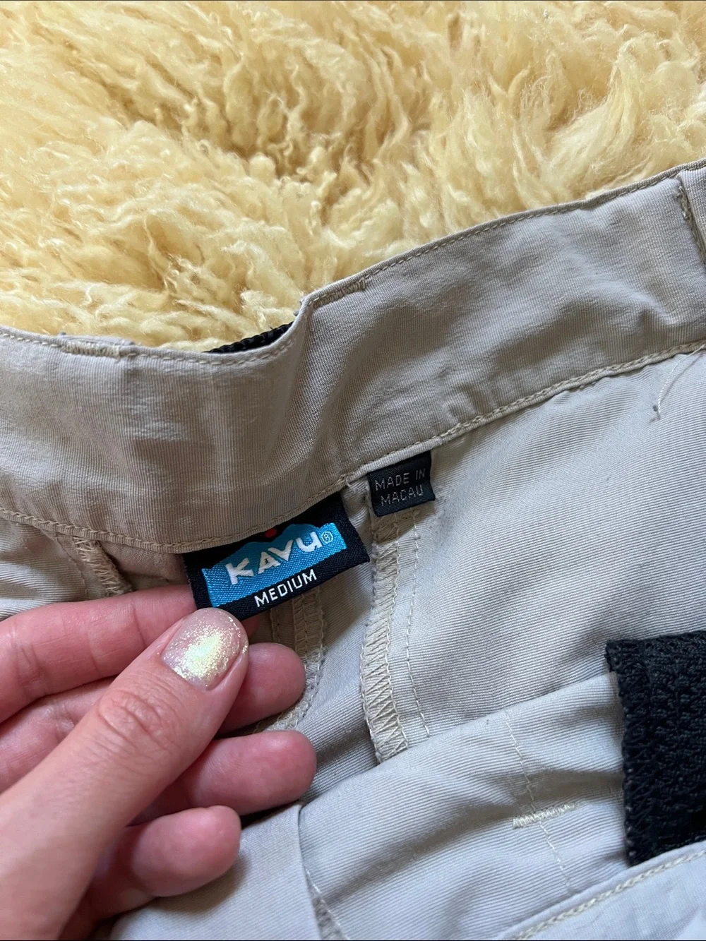 Kavu Men's Light Tan Cargo Shorts with Belt